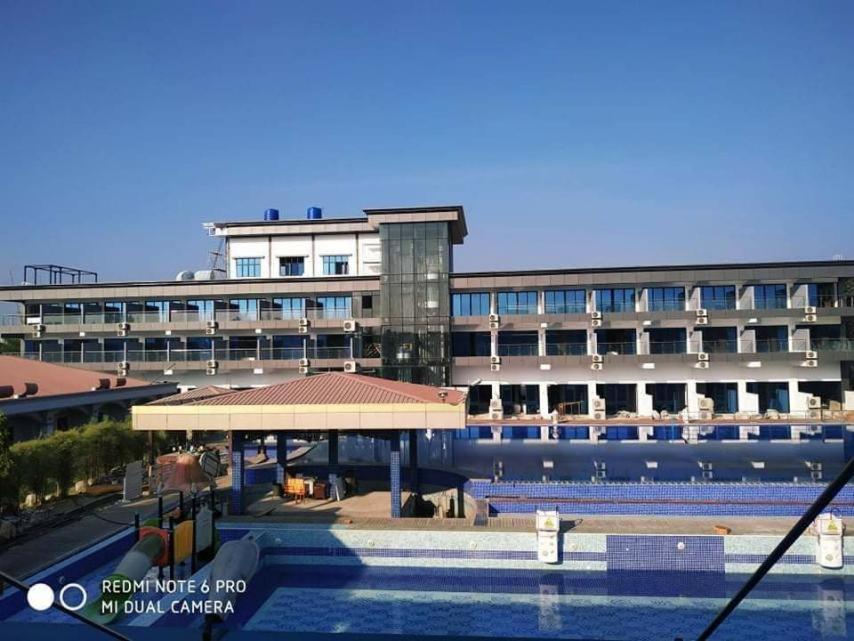 Excel River View Yangon Exterior foto