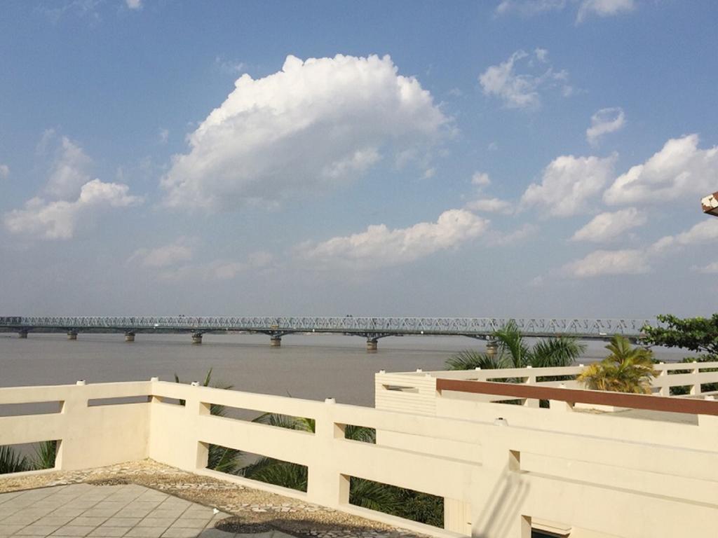 Excel River View Yangon Exterior foto
